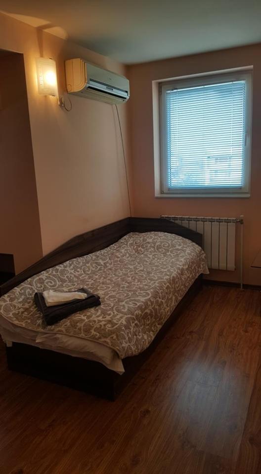 Hotel Maria Vratsa エクステリア 写真