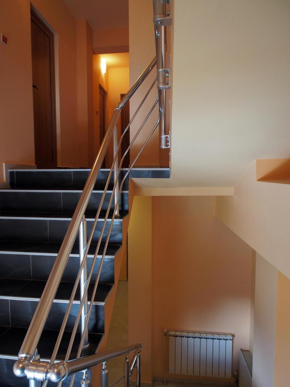 Hotel Maria Vratsa エクステリア 写真